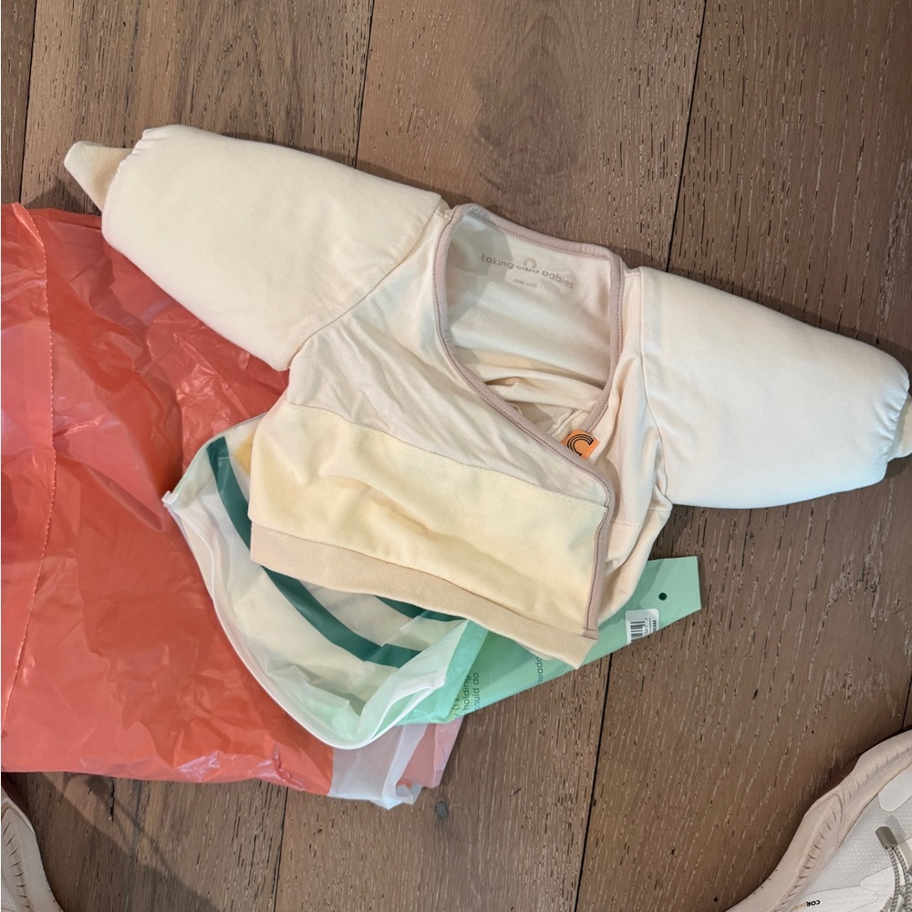 Taking Cara babies Cream Baby transition jacket - Picture 3 of 3
